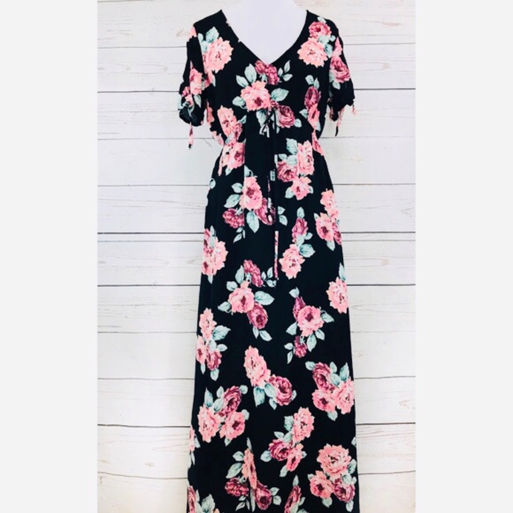 Never worn Fun maxi dress